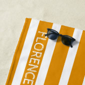 Coffodigelbe Cabana-Streifen - personalisiert Strandtuch (Beispiel)