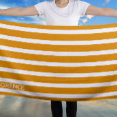 Coffodigelbe Cabana-Streifen - personalisiert Strandtuch
