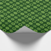 Cogs - Avocado Green on Dark Forest Green Geschenkpapier (Ecke)