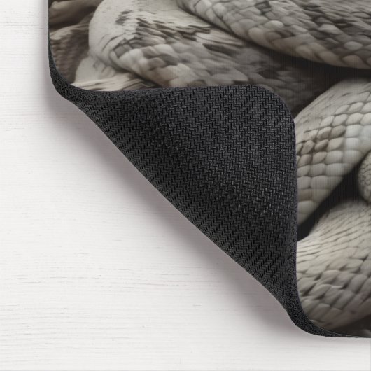 Coiled Serpents Mousepad (Ecke)