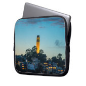 Coit Tower San Francisco – Skyline Photography Art Laptopschutzhülle (Vorderseite Links)
