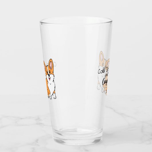 Cold Beer und ein Corgi Beer Glas (Links)