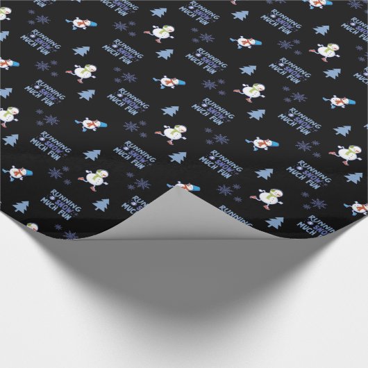 Cold Weather Running Christmas Snowman Geschenkpapier (Ecke)