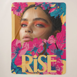 Collage einer Frau mit lebendigen Blumen Sherpadecke