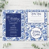 Hochzeit mit Blumen und Weißen Platzkarte (Personalisiere diese Kollektion eines unabhängigen Creators.)