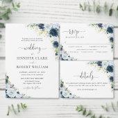 Blaue Navy Blumen Hochzeit RSVP Karte (Personalisiere diese Kollektion eines unabhängigen Creators.)
