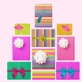 fröhlich farbenfroher gestreifter Weihnachtsbaum h Geschenkanhänger