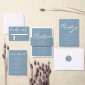 Dusty Blue Wedding Bar Menu mit weißer Typografie (Personalisiere diese Kollektion eines unabhängigen Creators.)