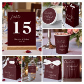 Elegant Deep Burgundy Script Minimalist Wedding Pappbecher