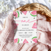 Eine in einem Melon signierte Wassermelone Foto-St Sockelschild