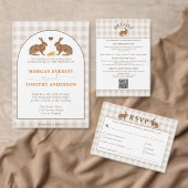 Brauner Aquarell-Hase auf beigem Gingham-Rustikale Begleitkarte (Personalisiere diese Kollektion eines unabhängigen Creators.)