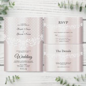 Elegantes Weißes Spitzen-Brautparty Einladung (Personalisiere diese Kollektion eines unabhängigen Creators.)