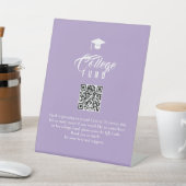 College Fund Modern Minimal Typography QR Code Sockelschild (In SItu)