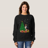 Collie Dog Xmas Tree Lighting Weihnachtsmannmütze  Sweatshirt (Vorne ganz)
