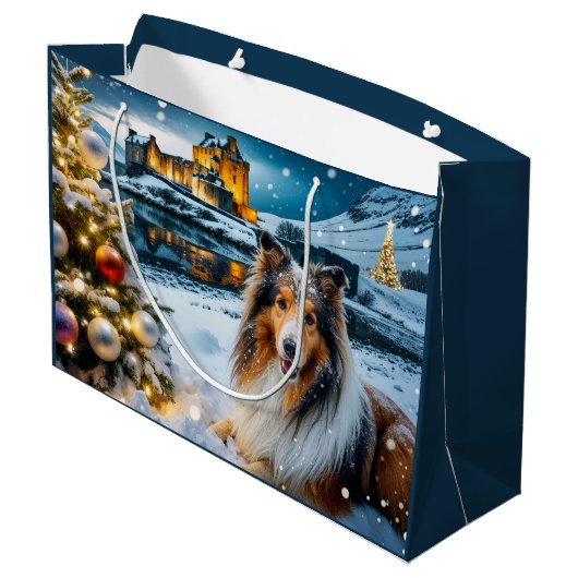 Collie Holiday Große Geschenktüte (Rückseite Schrägansicht)