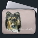 Collie-HundeAquarell-Illustration Laptopschutzhülle<br><div class="desc">Dieses ist eine Malerei eines königlichen schauenden Colliehundes. Sie hat des Schwarzen und weißen Pelz des Tan.</div>