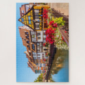 Colmar, Elsass, Frankreich.  Puzzle (Vertikal)
