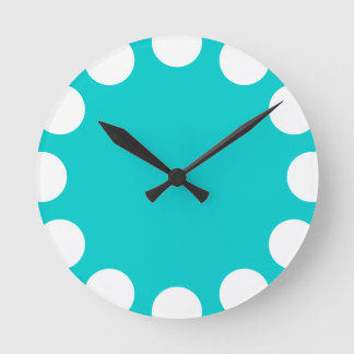 Color Crescent - White with Turquoise Runde Wanduhr