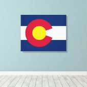 Colorado: Die hundertjährige US-Staatsflagge Leinwanddruck (Insitu (Holzboden))