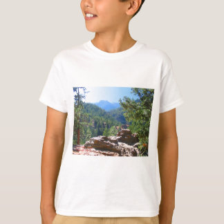 Colorado Rocky Mountains mit roten Felsen T-Shirt