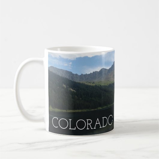 Colorado Schöne Berge und Tasse des Serensees (Links)