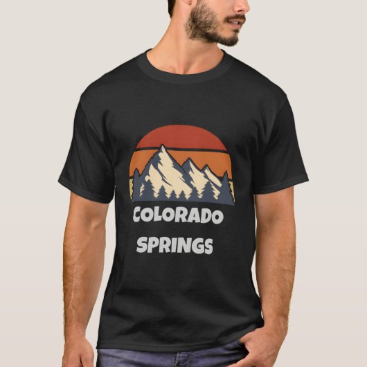 Colorado Springs Mountains Sun Retro Souvenir Men T-Shirt (Vorderseite)