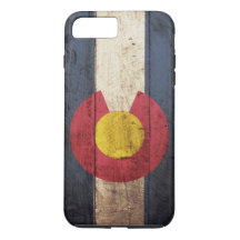 Colorado-Staats-Flagge auf altem hölzernem Korn