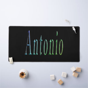 Colorful Antonio Name, Schreibtischmatte