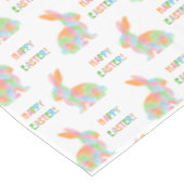 Colorful Bunnies Pattern With Happy Easter Text Tischdecke (Schrägansicht)