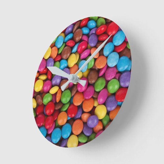 Colorful Button Candy Quirky Runde Wanduhr (Winkel)