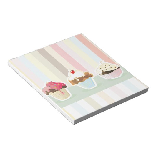 colorful cupcake notizblock (angewinkelt)