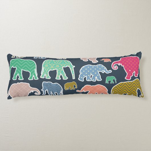 Colorful Elephants, Pattern Of Elephants, Zigzag Seitenschläferkissen (Rückseite)