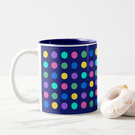 Colorful Geometric Dots Drinkware Design - Zweifarbige Tasse (Mit Donut)