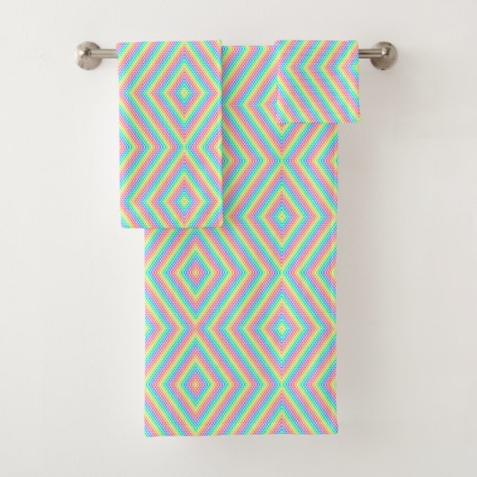 Colorful geometric pattern towel set  (Insitu)