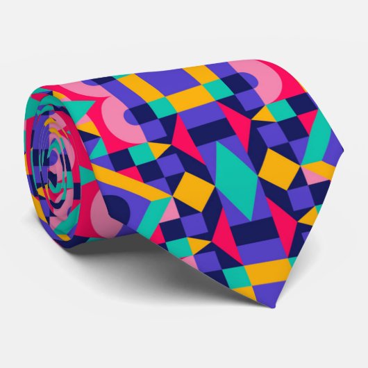 Colorful geometric-patterned tie displayed  krawatte (Gerollt)