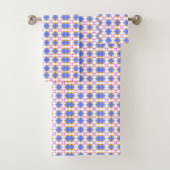 Colorful geometric patterned towels badhandtuch set