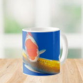 Colorful Koi in Blue Pool Kaffeetasse