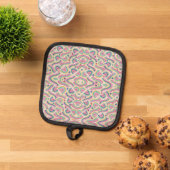 Colorful mandala-patterned pot holder with black  topflappen (Oben Unten)