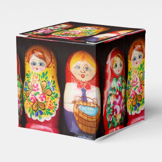 Colorful Matryoshka Dolls Gefälligkeitsbox Geschenkschachtel (Vorderseite)