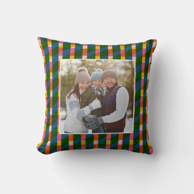 Colorful Modern Plaid Family Photo Holiday Kissen (Vorderseite)
