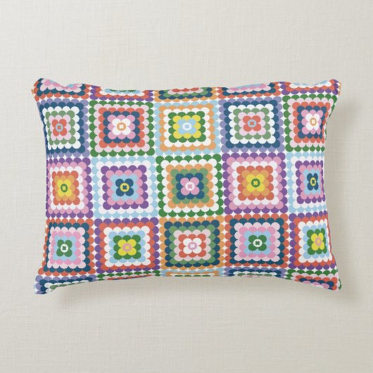Colorful Retro Mid-Century Mid-Mod Crochet Blossom Dekokissen (Vorderseite)