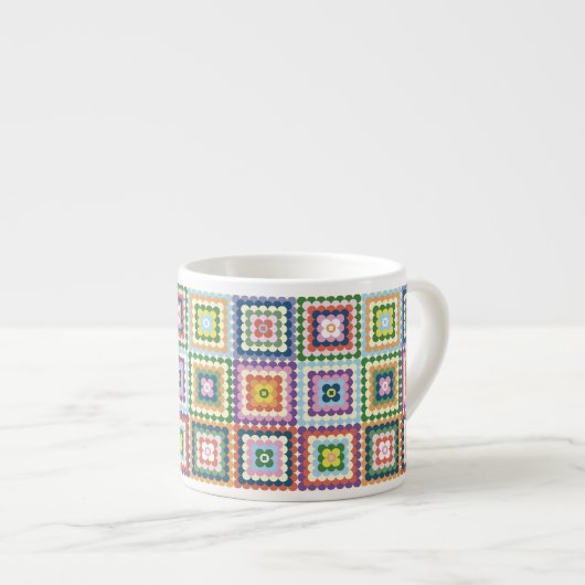 Colorful Retro Mid-Century Mid-Mod Crochet Blossom Espressotasse (Vorderseite Rechts)