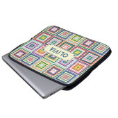 Colorful Retro Mid-Century Mid-Mod Crochet Blossom Laptopschutzhülle (Vorne Knopf)