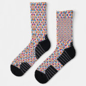 Colorful socks with geometric patterns in red socken (Links)