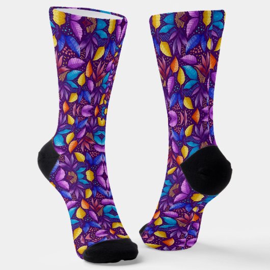 Colorful socks with intricate, symmetrical pattern socken (Gewinkelt)