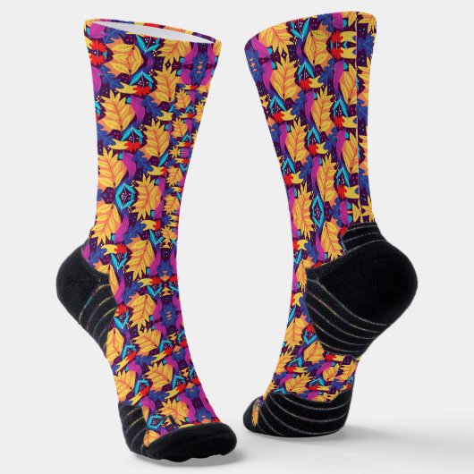 Colorful socks with vibrant abstract patterns socken (Gewinkelt)