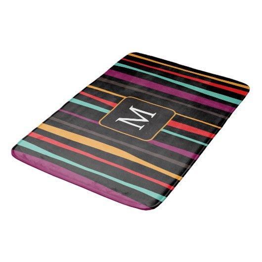 Colorful stripes custom monogram Bath Mat Badematte (Schrägansicht)