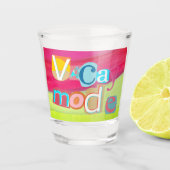 Colorful Unique Retro Vacay Mode Schnapsglas (Vorderseite)