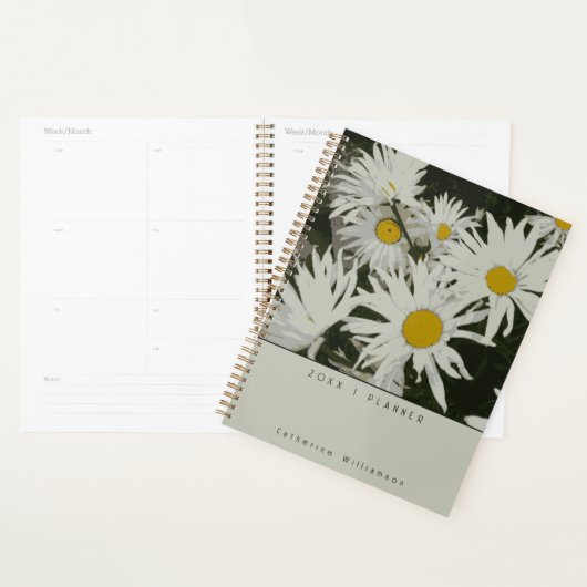 Colorful Vibrant Daisy Pattern Name 2026 Planer (Anzeige)