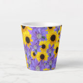 Colorful Yellow Sunflower & Purple Floral Pattern Milchtasse (Vorderseite)